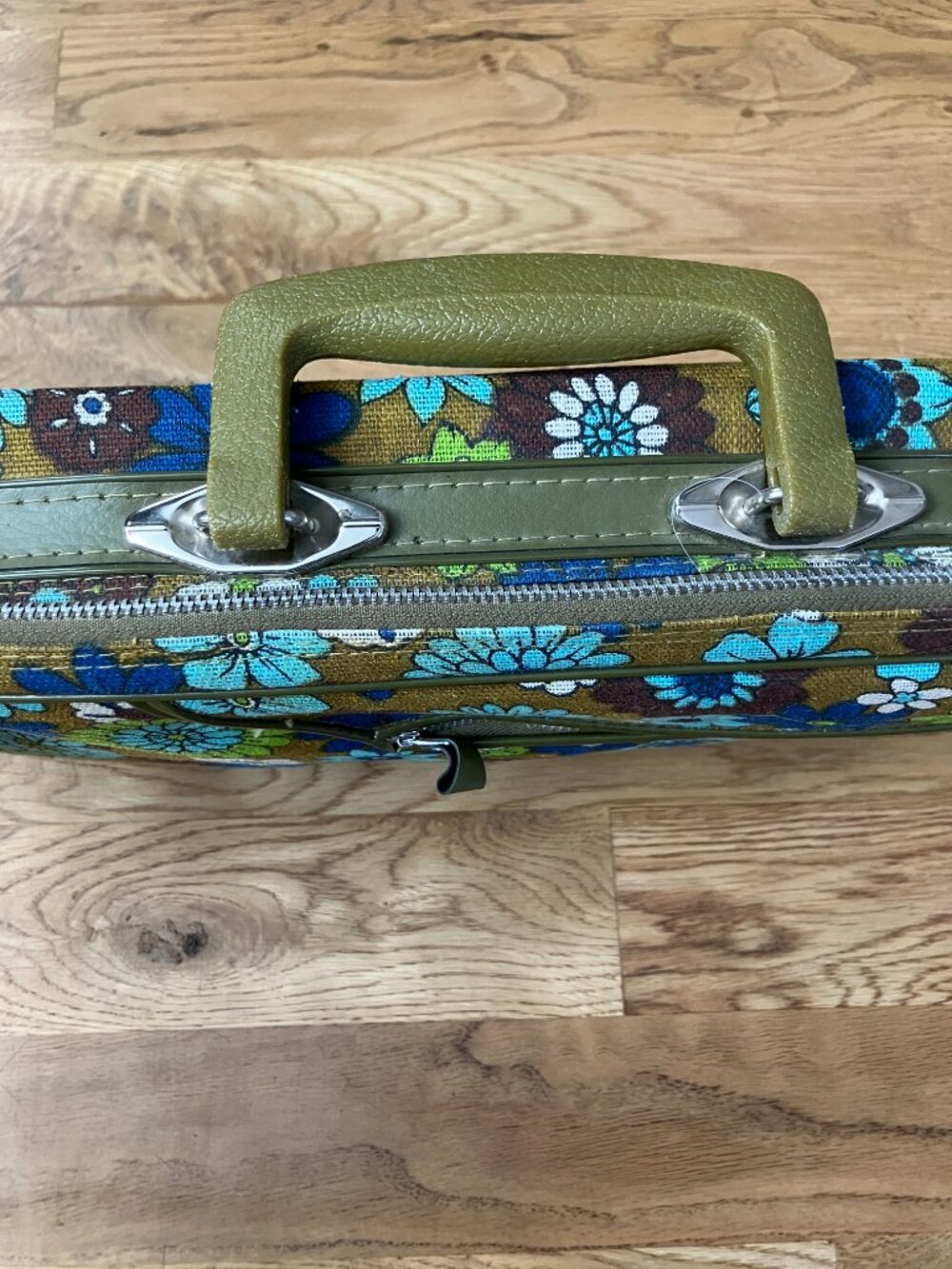 Vintage 70s Floral Patterned Suitcase Made in Japan - Picture 6 of 6